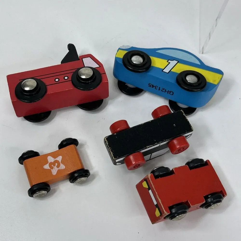 MuniPals L Train CTA Blue Line Magnetic Wooden Railway Brio Tractor Thomas READ